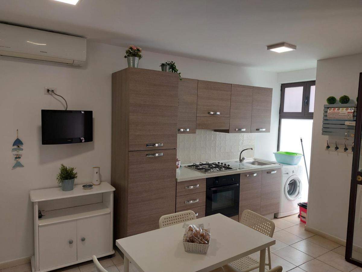 Monovano di Schisó Giardini-Naxos Exterior foto