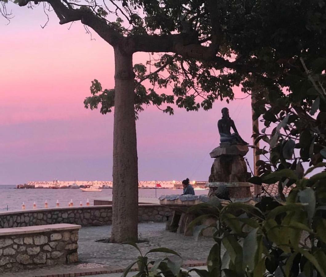 Monovano di Schisó Giardini-Naxos Exterior foto